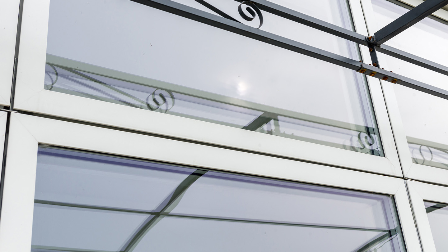 Howgate - window closeup